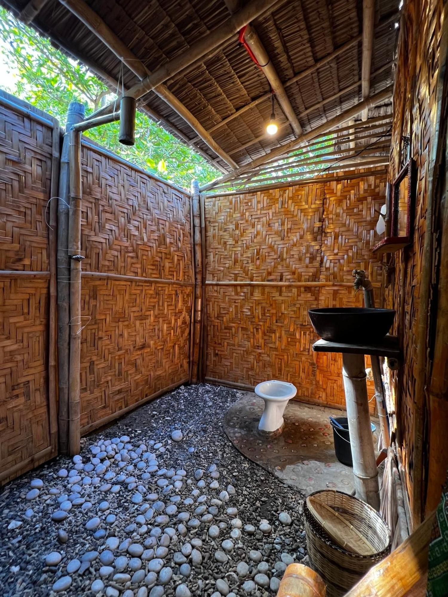 Tribal Huts Community Hostel Daanbantayan Szoba fotó